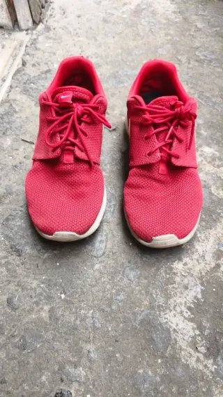 Nike Roshe One Rosse Taglia 42.5