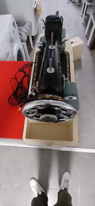 Máquina de coser en muy buen estado