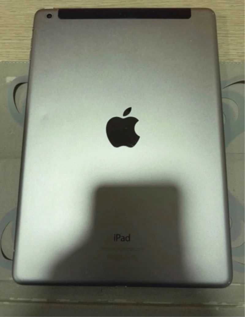iPad Air 1ª gen 16GB Wi-Fi + Cellular A1475 + Cust afbeelding 2