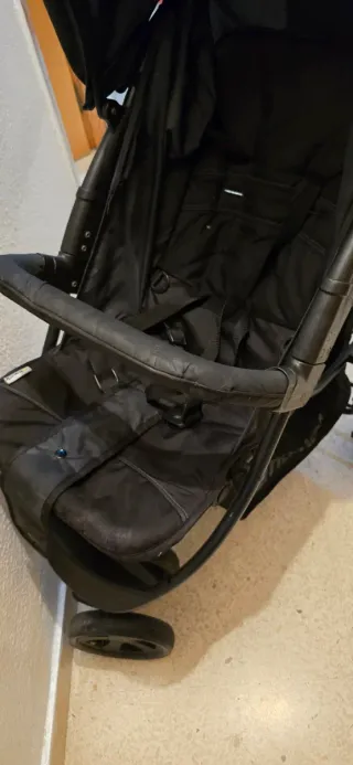 Carrito de niño o niña en buen estado