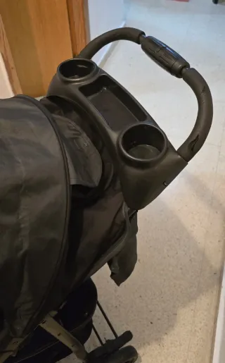 Carrito de niño o niña en buen estado