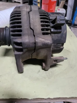 Alternador Bosch Seat Ibiza 6K 14V 90A 1.9 90cv