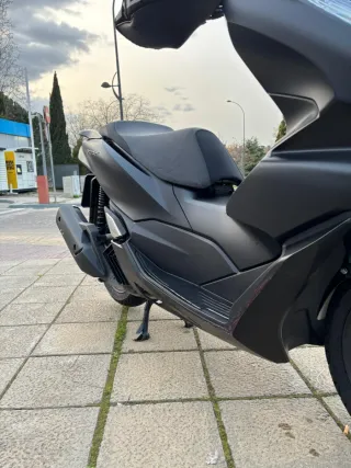 Honda PCX 125 Negra