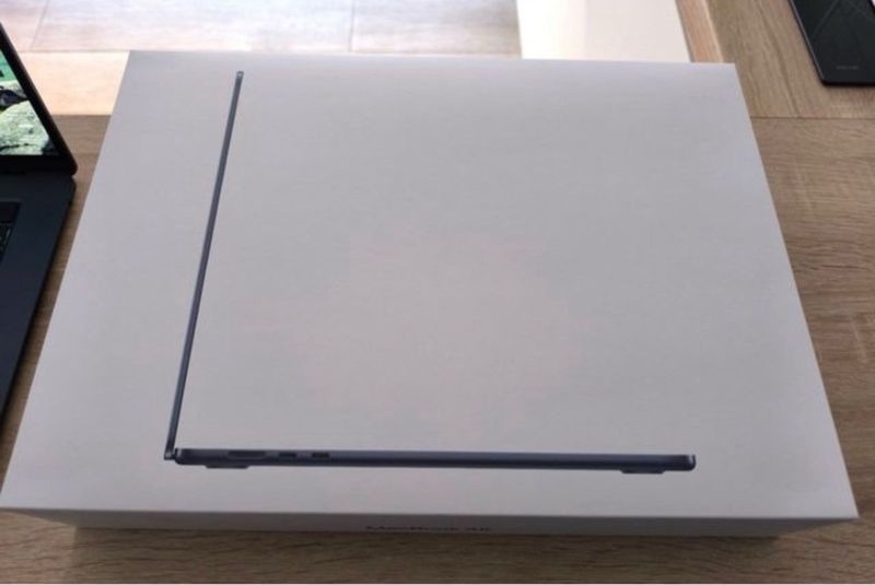 MacBook Air M4 Medianoche