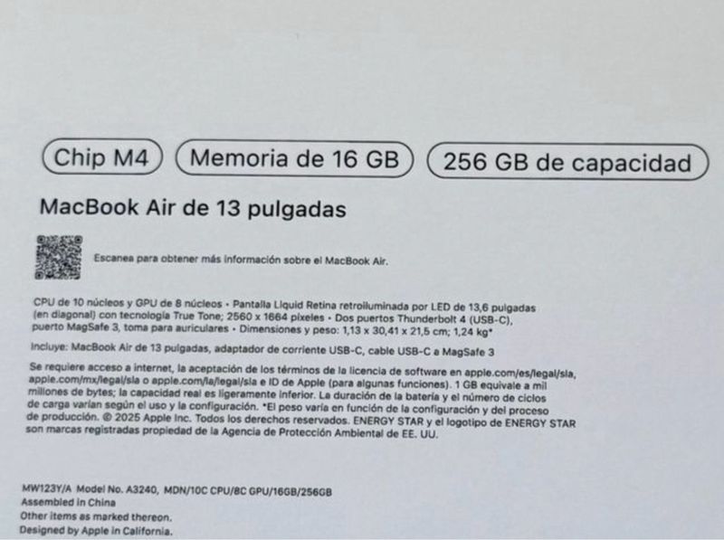 MacBook Air M4 Medianoche afbeelding 2