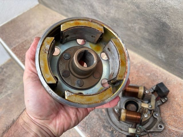 Estator Plato Magnético alternador Yamaha SR 250