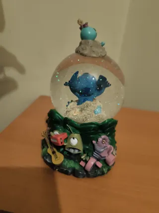 Bola de cristal Lilo & Stitch con música