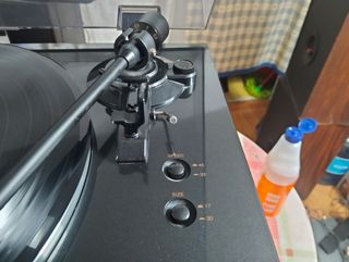 Tocadiscos Denon DP-300F Negro