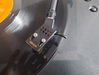 Tocadiscos Denon DP-300F Negro