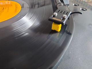 Tocadiscos Denon DP-300F Negro