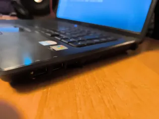 Compaq Presario C700 Notebook PC