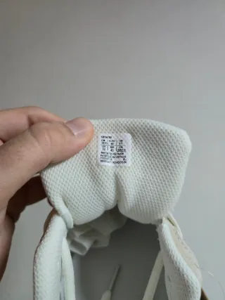 Asics Beige/Plata Zapatillas Deportivas