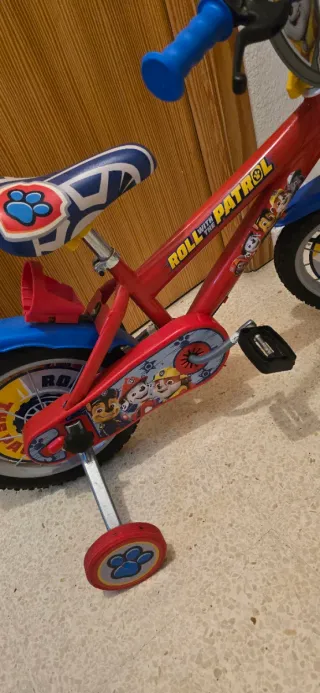 Bicicleta infantil Paw Patrol 4-8 años