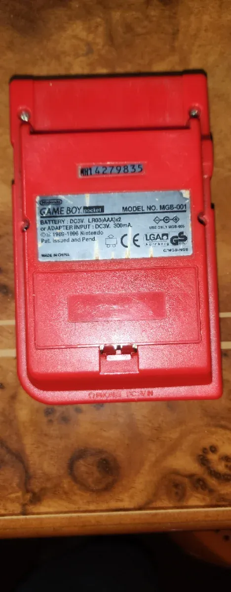 Nintendo Game Boy Pocket Roja
