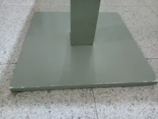 Mesa de centro 75x75cm casi nueva