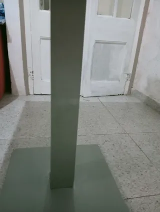 Mesa de centro 75x75cm casi nueva