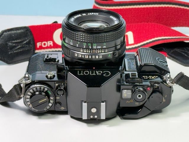 Canon A1 + Lente FD 50mm f/1.8 + Canon T50