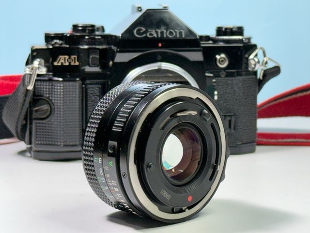 Canon A1 + Lente FD 50mm f/1.8 + Canon T50