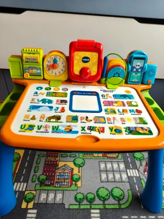 Mesa de actividades Vtech para niños