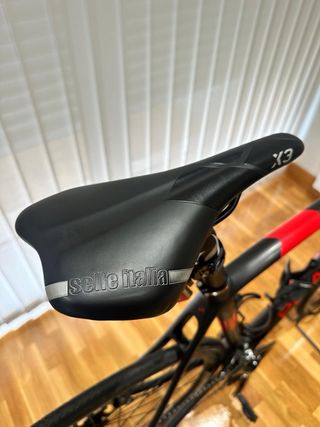 Bici carretera carbono Pinarello