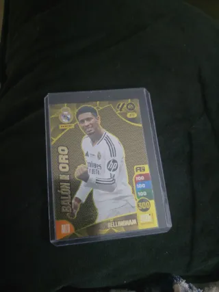 Carte da calcio, palloni oro