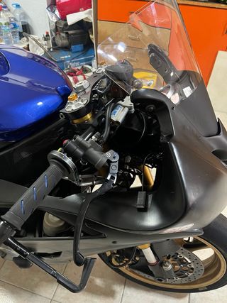 Yamaha R6