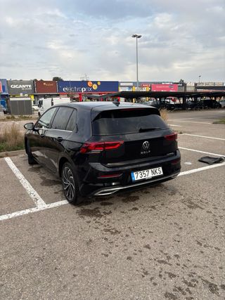 Volkswagen Golf 2021