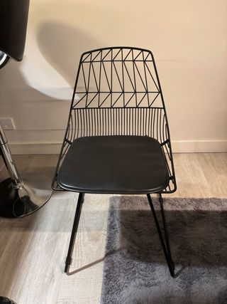 Mesa Comedor Gris, 4sillas a juego y 3taburetes