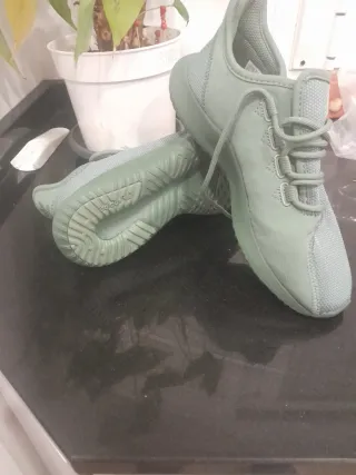 Zapatillas Adidas Mujer Verdes. #tubularshadow