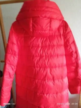 Abrigo plumón rojo Esprit