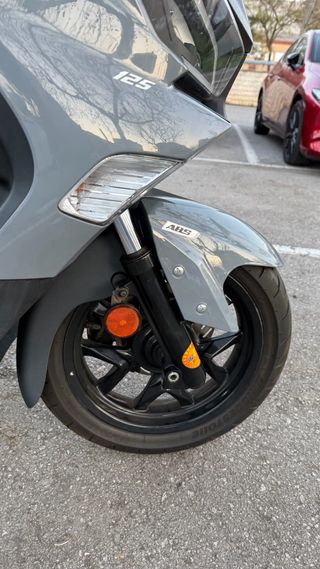 Moto Sym Joymax Z+ 125cc 2021 Dic Maxi Scooter