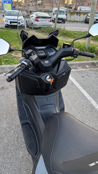 Moto Sym Joymax Z+ 125cc 2021 Dic Maxi Scooter