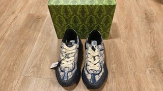 Gucci Sneakers Monogram Beige/Azul Marino Talla 41