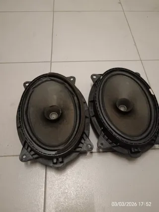 Altavoces Delanteros Toyota Avensis T27