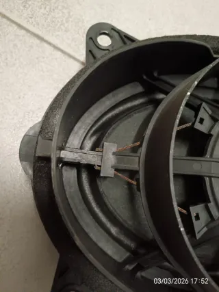 Altavoces Delanteros Toyota Avensis T27