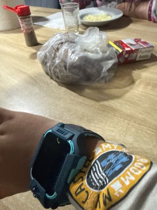 Reloj Inteligente Negro y Turquesa