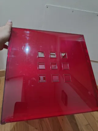 Caja IKEA LEKMAN roja