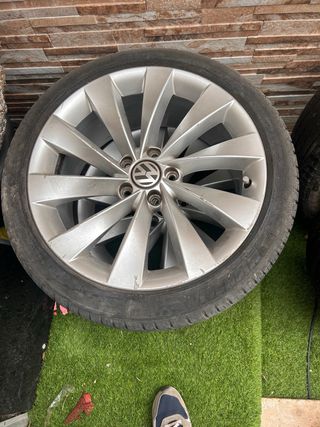 Llantas 18 Volkswagen Scirocco 2 unidades