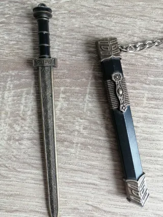 Llavero Espada Antigua