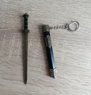 Llavero Espada Antigua