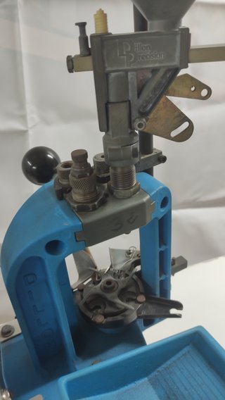 Prensa Recarga Dillon RL550 + Accesorios