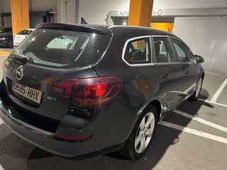 Opel Astra 2012