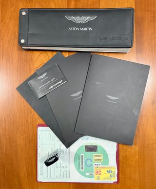 Aston Martin Vantage 2010