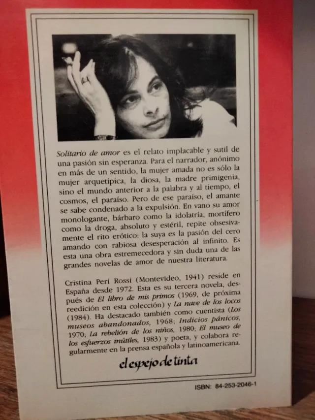 Libros variados, tapa blanda, a 12 d cada uno