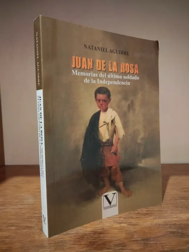 Libros variados, tapa blanda, a 12 d cada uno