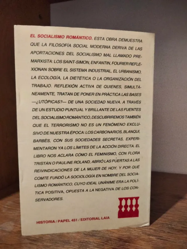 Libros variados, tapa blanda, a 12 d cada uno