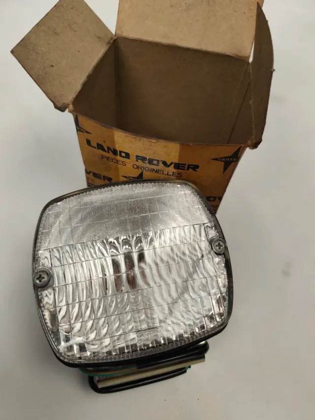 Piloto Marcha Atrás Land Rover Santana