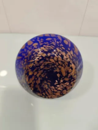 Jarrón de cristal soplado azul y dorado