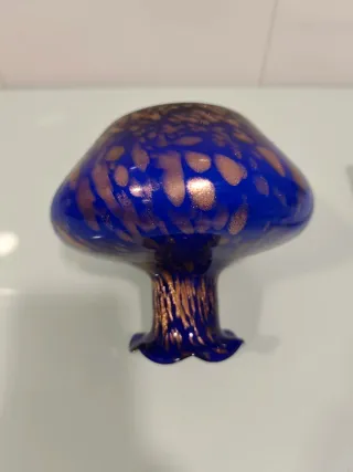 Jarrón de cristal soplado azul y dorado