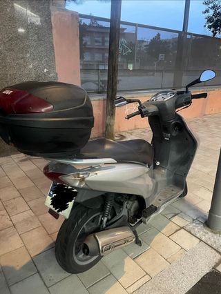 Honda Dylan 125cc Plata